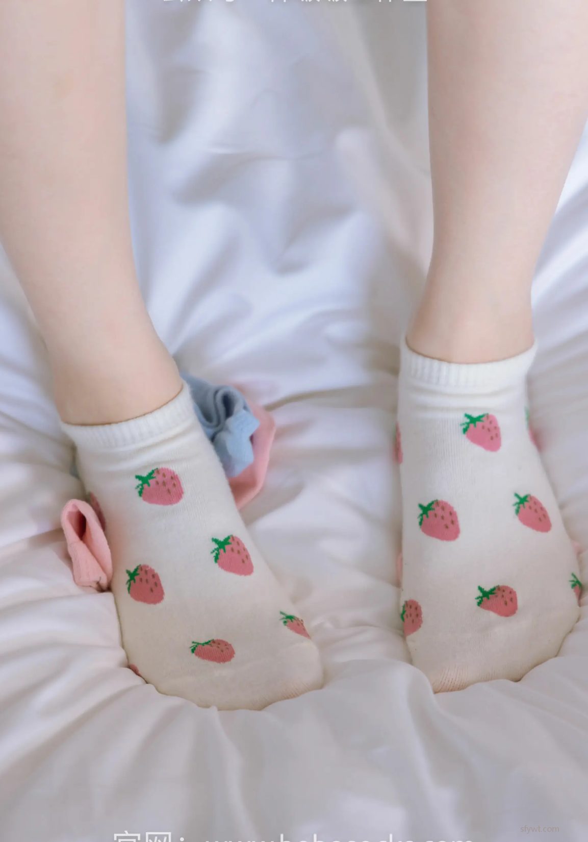 VOL.127  BoBoSocks (139P) Ь/˫Ȼ/ 1ҳ